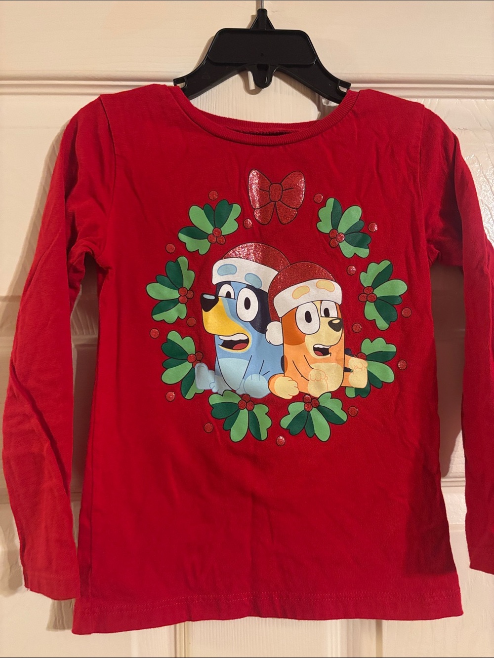 Red Long-Sleeve Kids Holiday Character Tee - Bluey Print